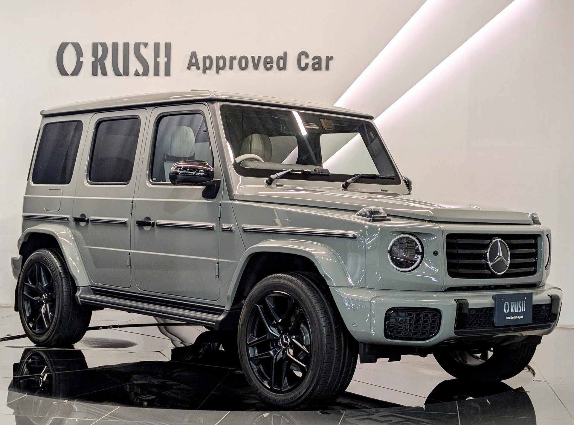 MERCEDES-BENZ G-CLASS - View 1