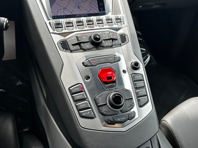 2012 Lamborghini AVENTADOR 照片 23