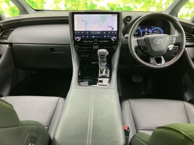 TOYOTA ALPHARD - 4