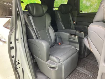 TOYOTA ALPHARD - 7