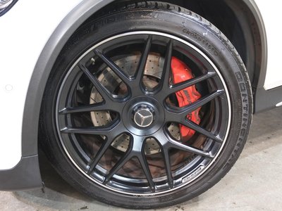 MERCEDES-BENZ GLC AMG - 9