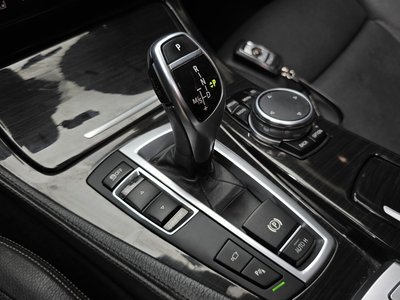 2015 BMW 5 SERIES 照片 9