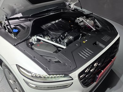 صورة 7 لـ 2026 Genesis GV70