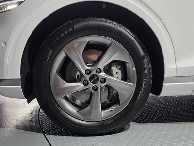 صورة 6 لـ 2026 Genesis GV70