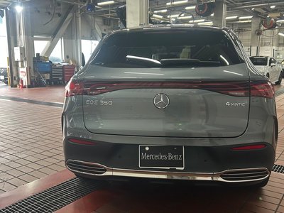 2025 Mercedes-BENZ EQE 照片 9