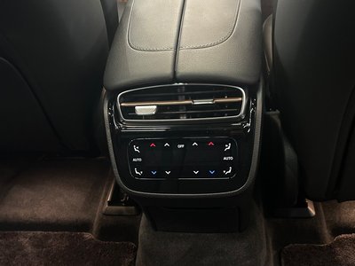 صورة مصغرة 35 لـ 2025 Mercedes-BENZ EQE