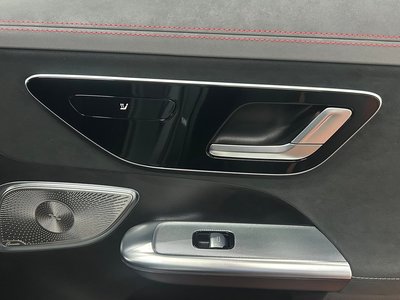 صورة مصغرة 32 لـ 2025 Mercedes-BENZ EQE