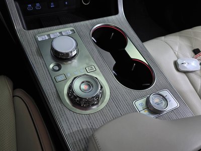 GENESIS GV80 - 9