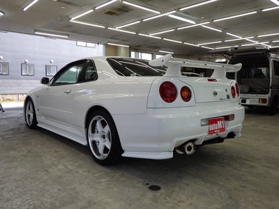 NISSAN SKYLINE GT-R - 9