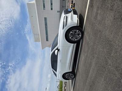 2022 Genesis ELECTRIFIED GV70 photo 4