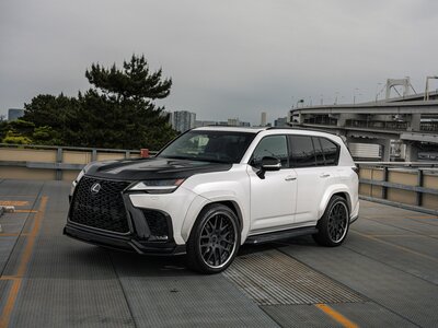 LEXUS LX