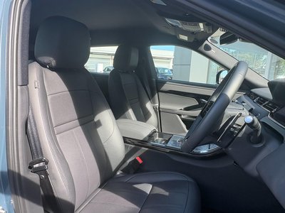 2025 LAND Rover RANGE ROVER EVOQUE — фото 9
