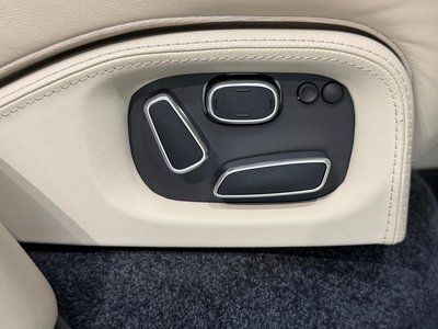 2015 LAND Rover RANGE ROVER thumbnail 25