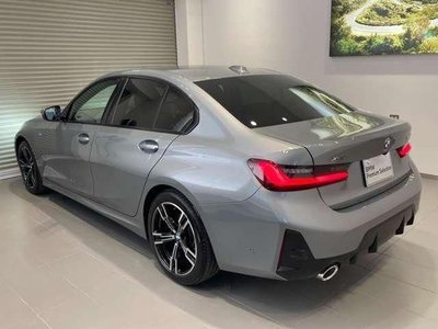 BMW 3 SERIES - 2