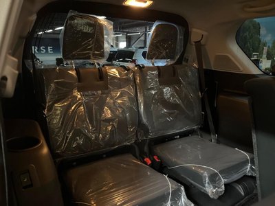 TOYOTA LAND CRUISER PRADO - 10