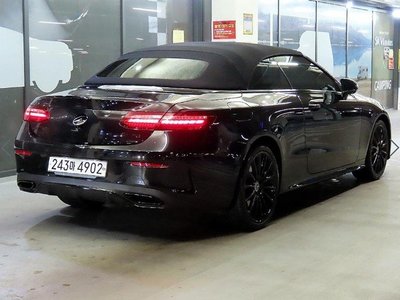 MERCEDES-BENZ E-CLASS - 4