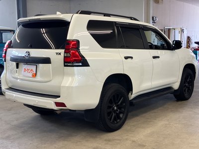 TOYOTA LAND CRUISER PRADO - 8