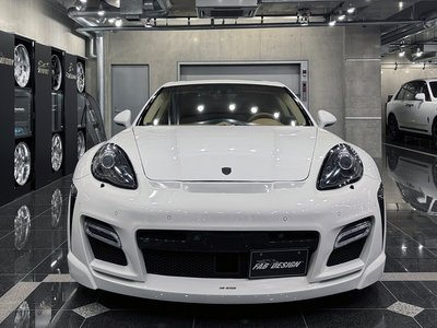 PORSCHE PANAMERA - 6