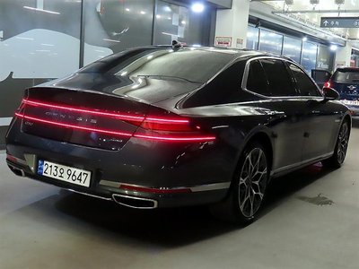 صورة 3 لـ 2023 Genesis G90 (RS4)