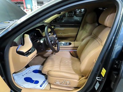 صورة 7 لـ 2023 Genesis G90 (RS4)