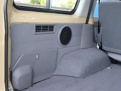 2015 Toyota LAND CRUISER 70 — миниатюра 15