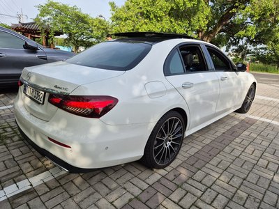 MERCEDES-BENZ E-CLASS - 2