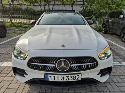 MERCEDES-BENZ E-CLASS - 3