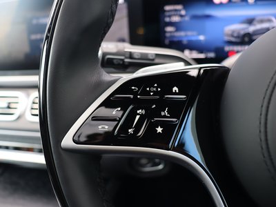 2025 Mercedes-BENZ GLS — миниатюра 21