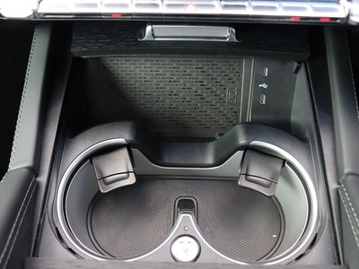 2025 Mercedes-BENZ GLS — миниатюра 61