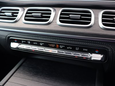 2025 Mercedes-BENZ GLS — миниатюра 60