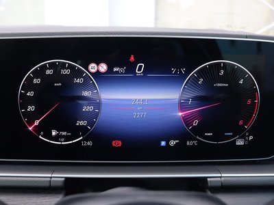 2025 Mercedes-BENZ GLS — миниатюра 24