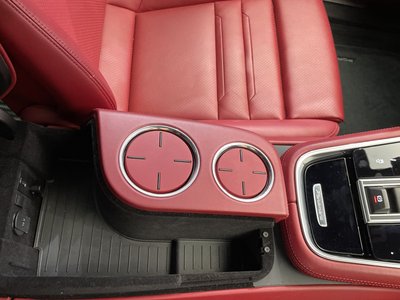 صورة مصغرة 17 لـ 2019 Porsche PANAMERA