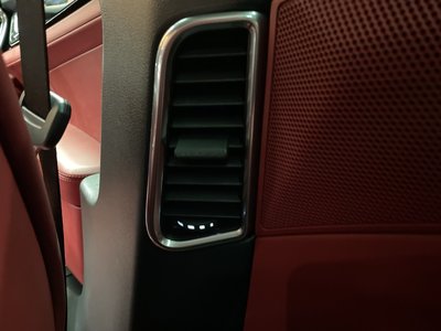 صورة مصغرة 37 لـ 2019 Porsche PANAMERA