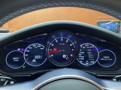 صورة مصغرة 19 لـ 2019 Porsche PANAMERA
