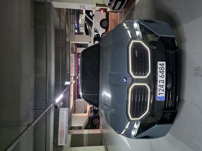 2023 BMW XM photo 2