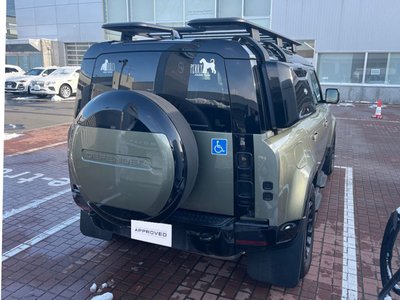 LAND ROVER DEFENDER - 2