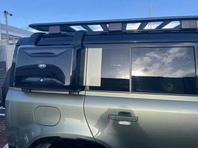 LAND ROVER DEFENDER - 5