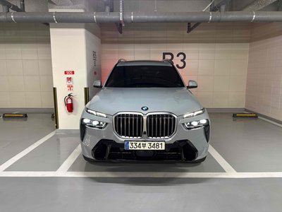 BMW X7 - 1