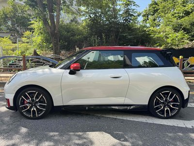 صورة 9 لـ 2025 MINI COOPER ELECTRIC