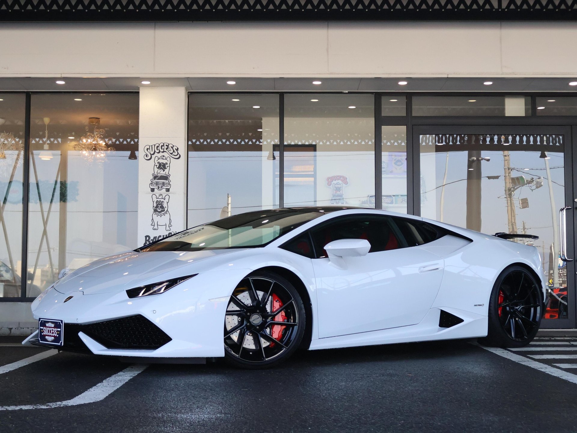 LAMBORGHINI HURACAN - View 1