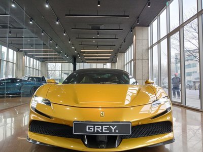 FERRARI SF90 SPIDER - 1