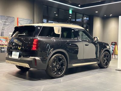 MINI MINI COUNTRYMAN - 4