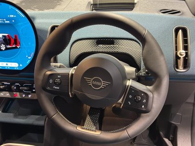 MINI MINI COUNTRYMAN - 10