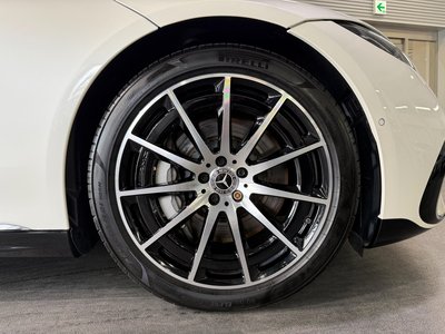 MERCEDES-BENZ EQS - 10