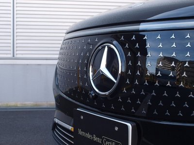 MERCEDES-BENZ EQA - 3