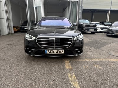 2022 Mercedes-BENZ S-CLASS photo 2