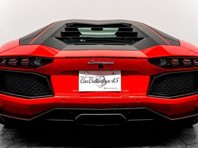 LAMBORGHINI AVENTADOR - 5