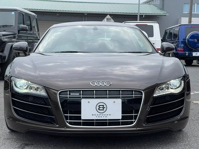 صورة 7 لـ 2012 AUDI R8