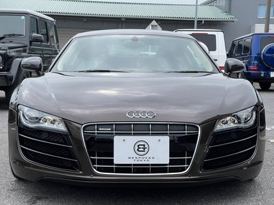 صورة 6 لـ 2012 AUDI R8