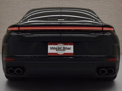 PORSCHE PANAMERA - 8